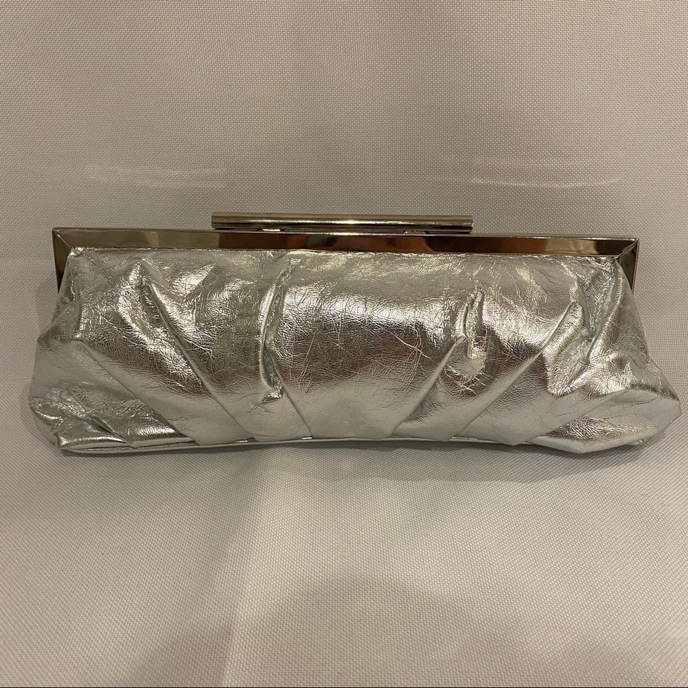 NWOT Lulu Townsend silver pleated clutch